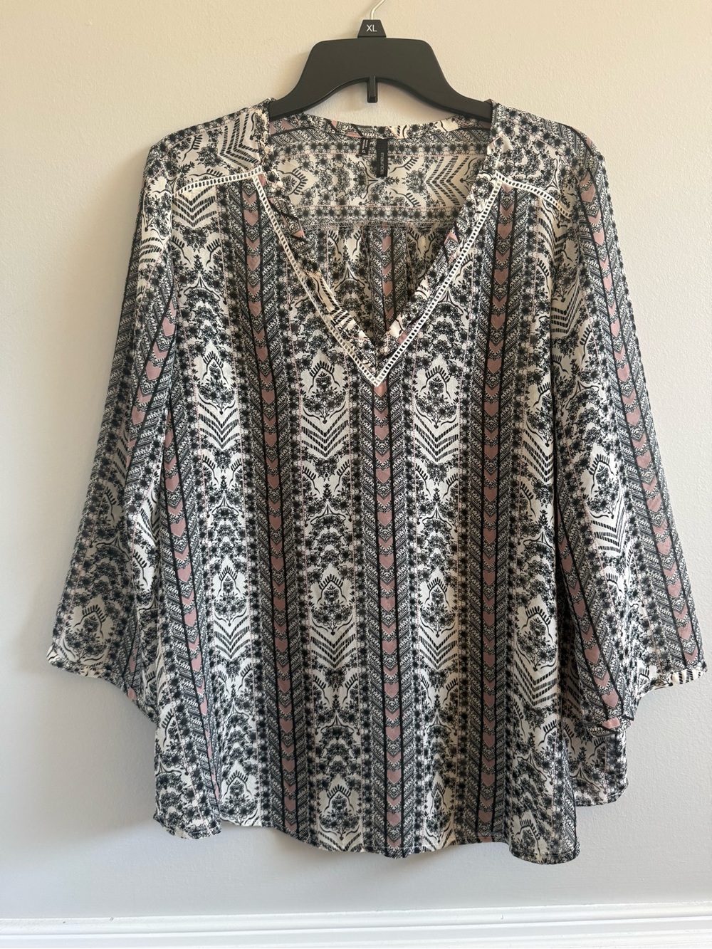 Maurice’s blouse, EUC, XL, 3/4 sleeve